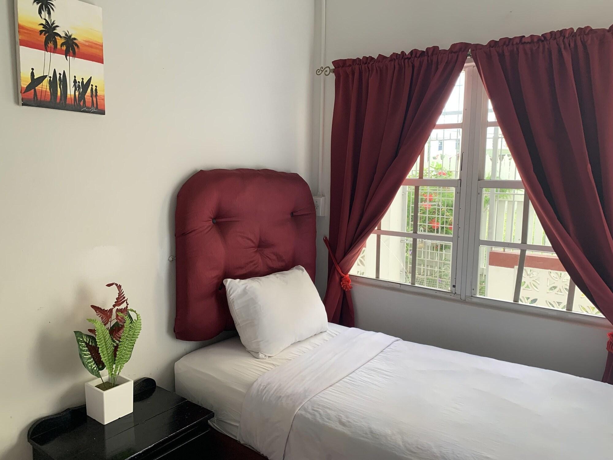 Coningsby Inn Belize City Extérieur photo