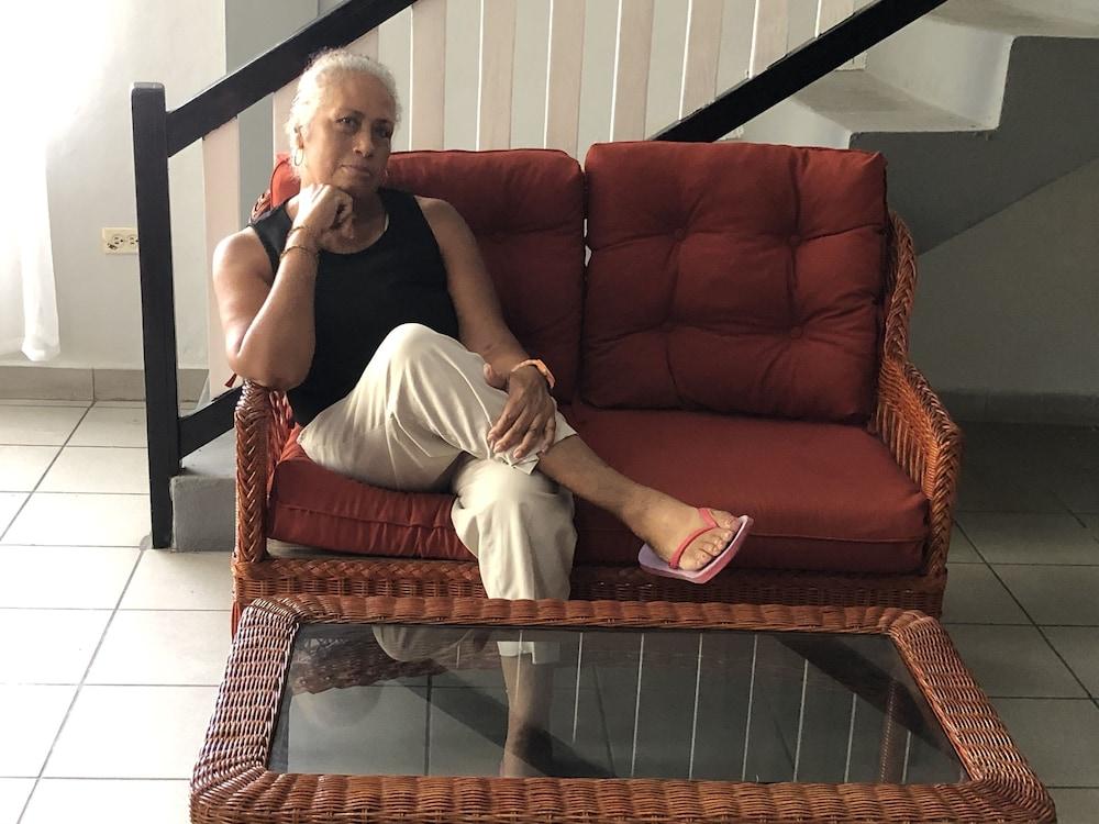 Coningsby Inn Belize City Extérieur photo