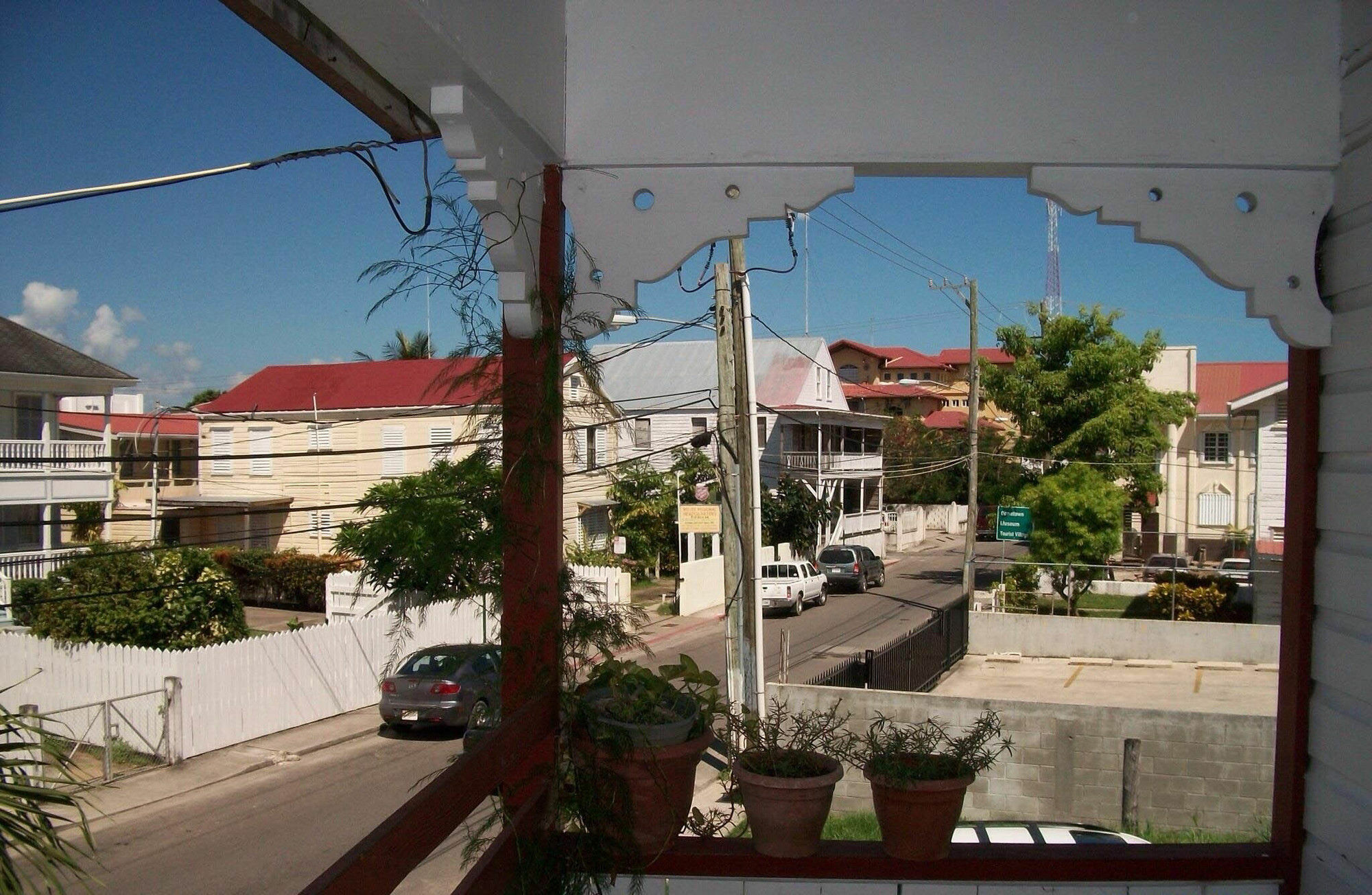 Coningsby Inn Belize City Extérieur photo